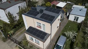 Instalacja fotowoltaiczna o mocy 5,78 kWp na dachu płaskim