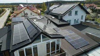 Piekarnia Lange zbliżenie instalacji PV