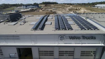 Instalacja fotowoltaiczna Volvo Trucks Center