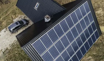 Instalacja fotowoltaiczna o mocy 10 kWp na dachu krytym blachodachówką w Jankowie k. Gdańska